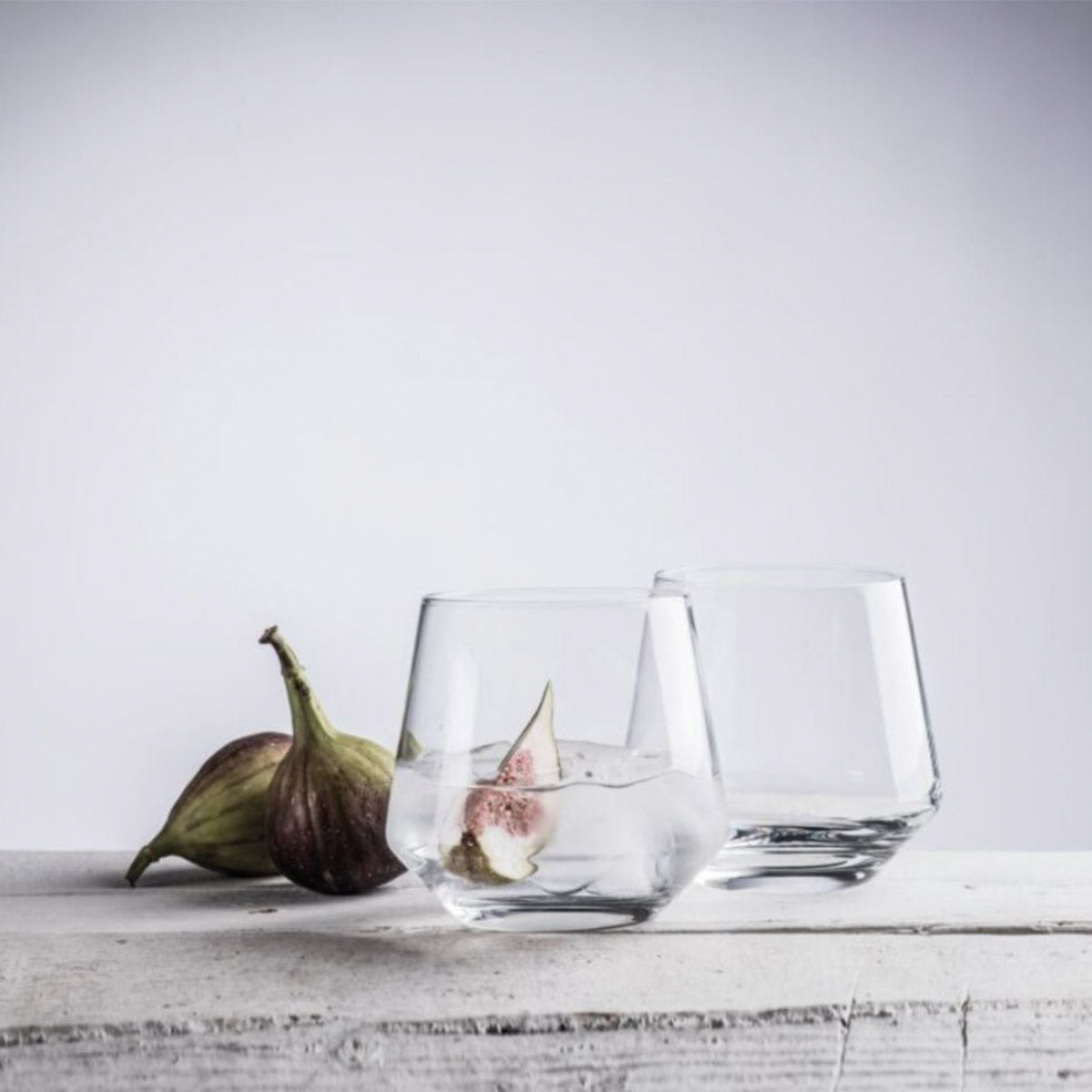 Set de vasos de la colección Belfesta, con un diseño liso y elegante.