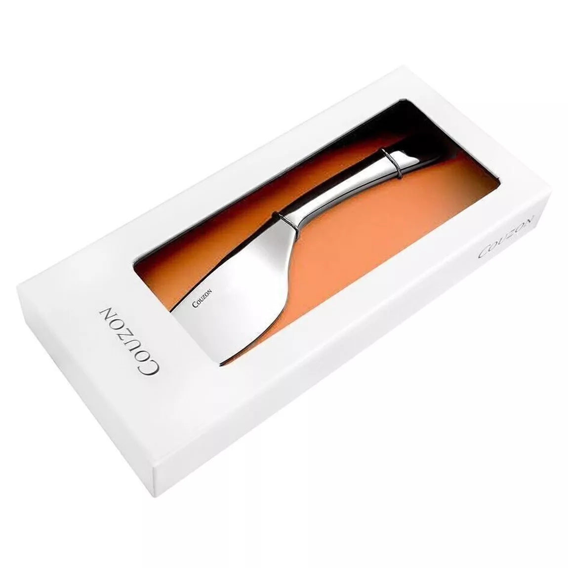 El Cuchillo / Pala Torta Byzance combina practicidad y elegancia en un solo accesorio.