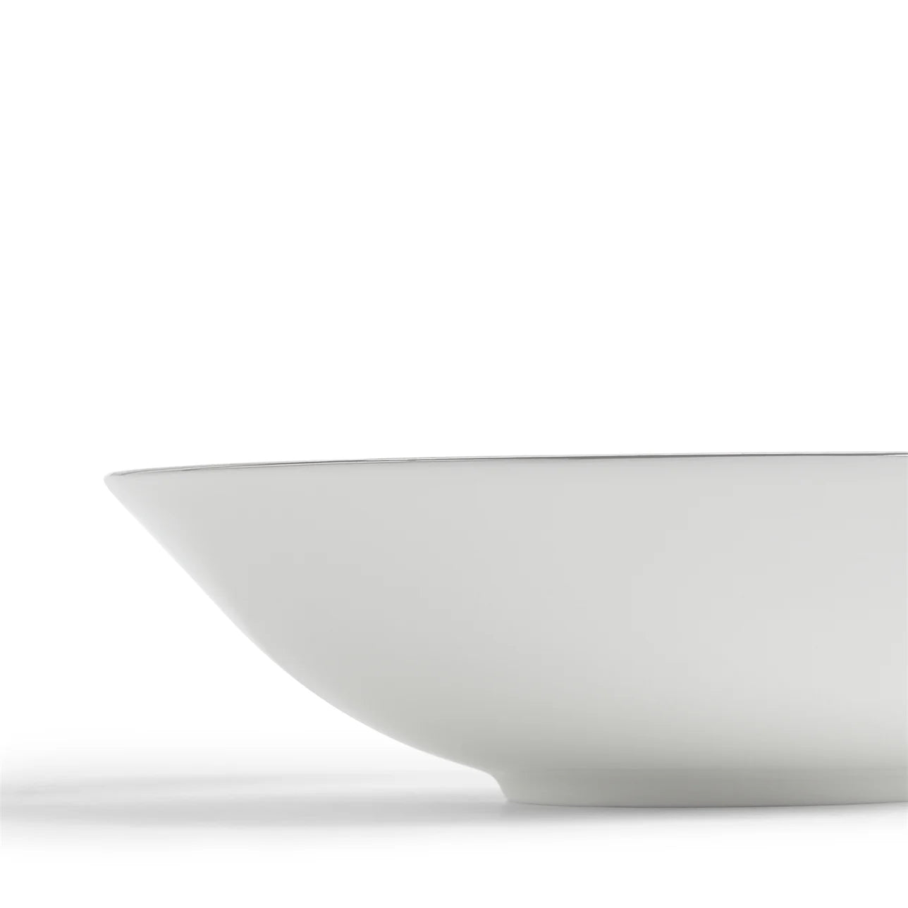 Detalle del Bowl de Cereal Gio Platinum y su diseño sofisticado.