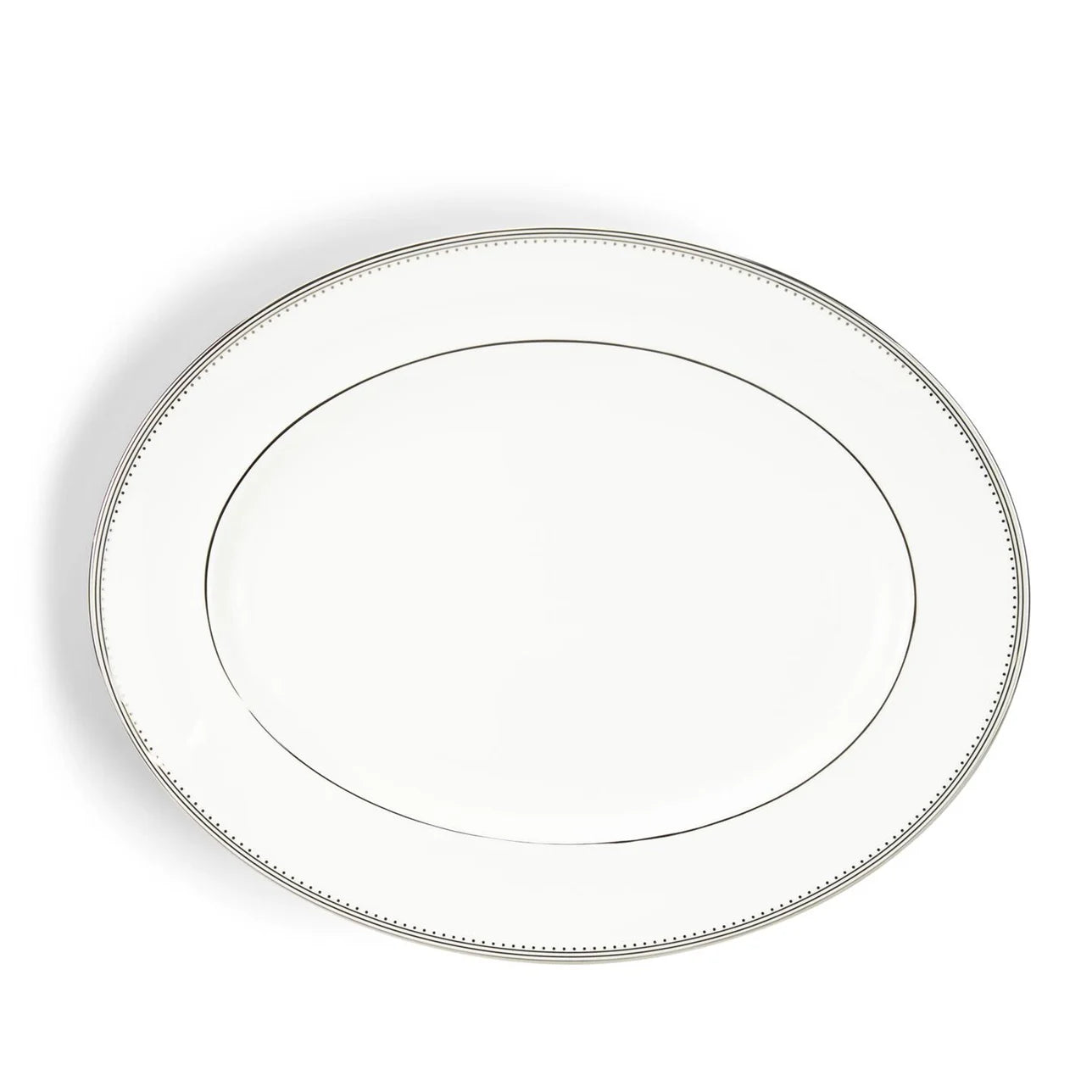 Bandeja ovalada Grosgrain de porcelana fina con ribete platino.