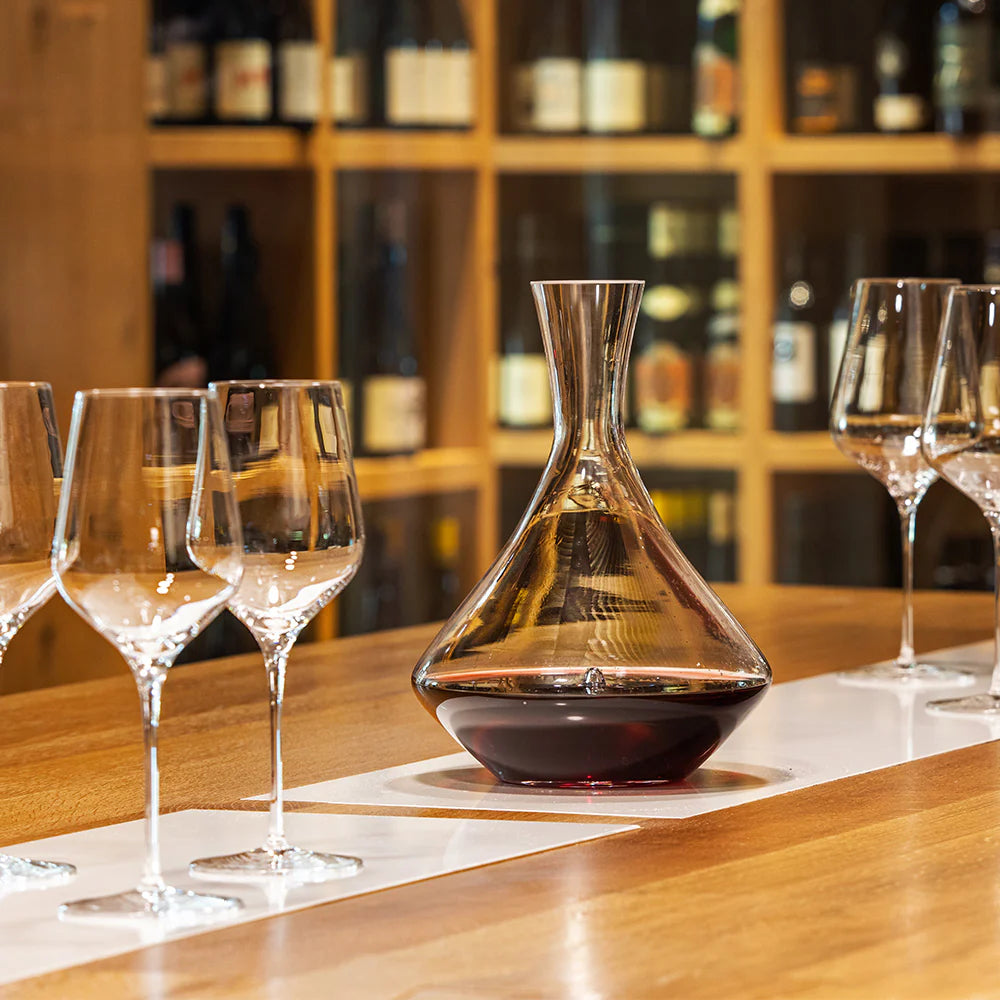 Decanter Fire Stolzle Lausitz, aireador de vino para realzar sabores.