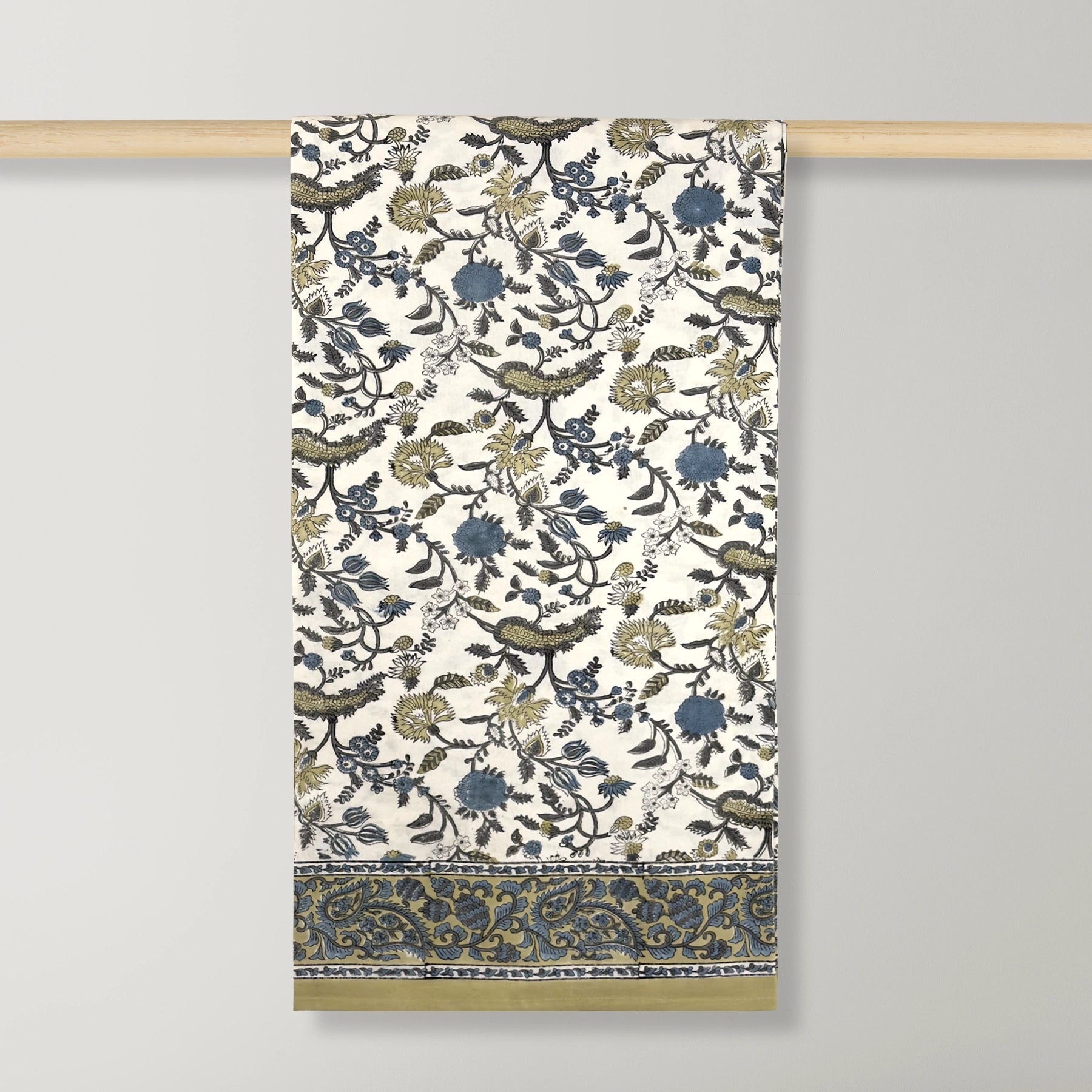 Detalle del estampado block printing en algodón