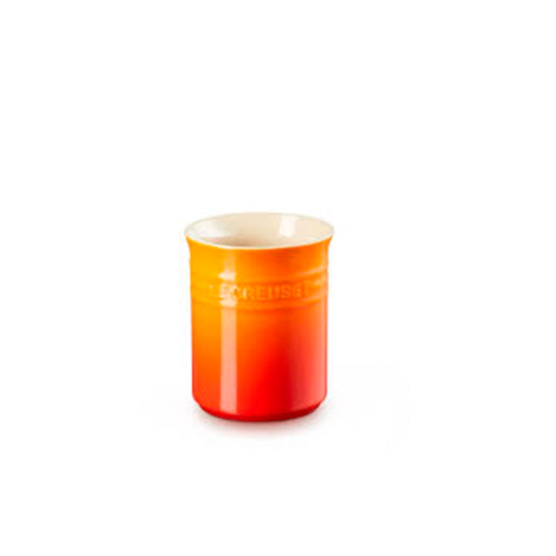 Primer plano del acabado esmaltado naranja