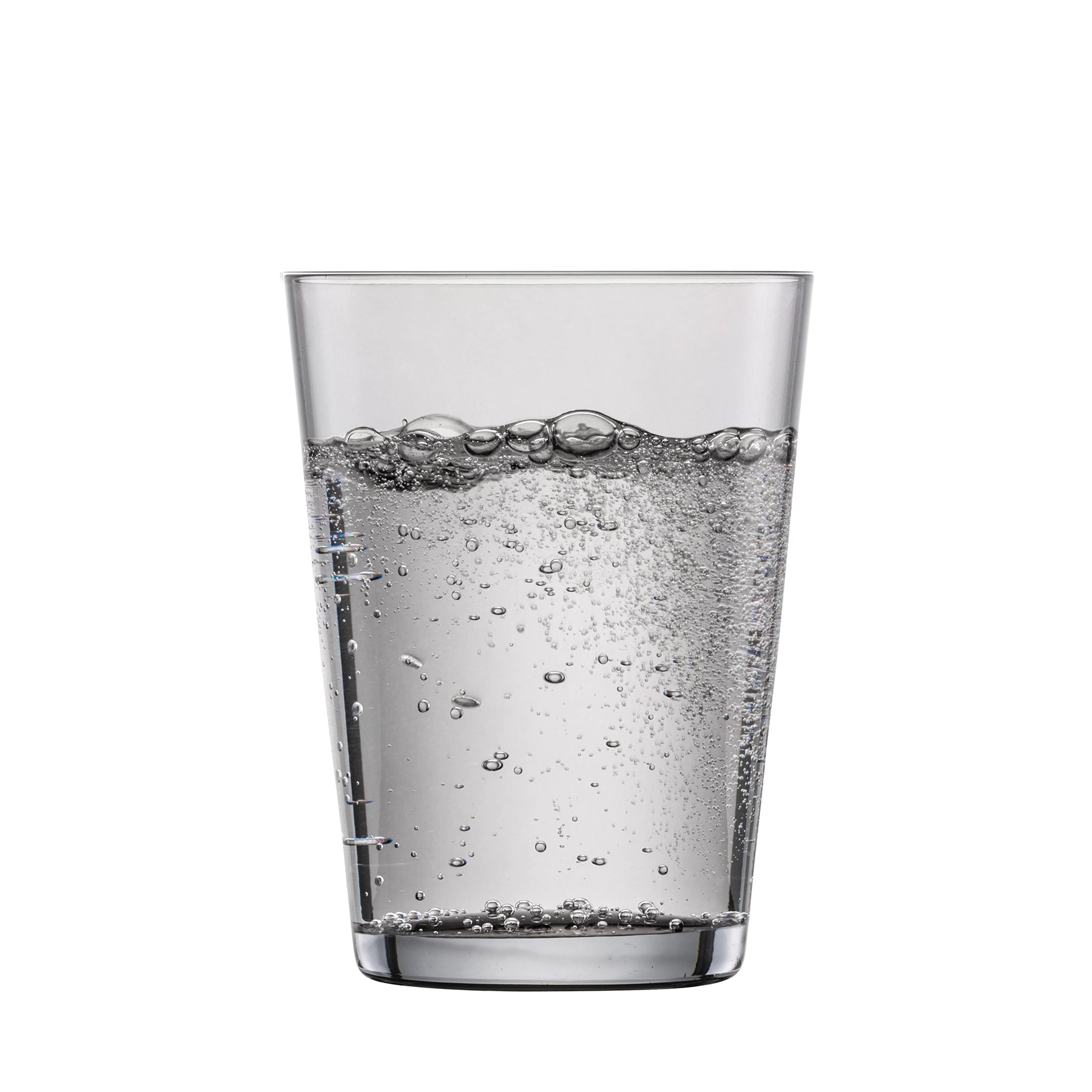 Vaso SCHOTT ZWIESEL sirviendo agua con hielo