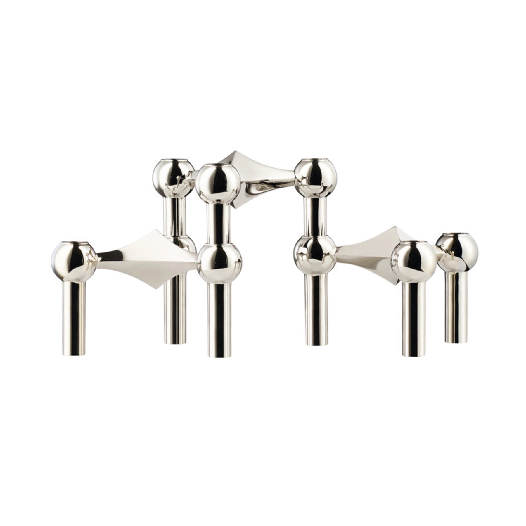 Candelabros cromados Nagel STOFF, set de 3, apilados artísticamente.