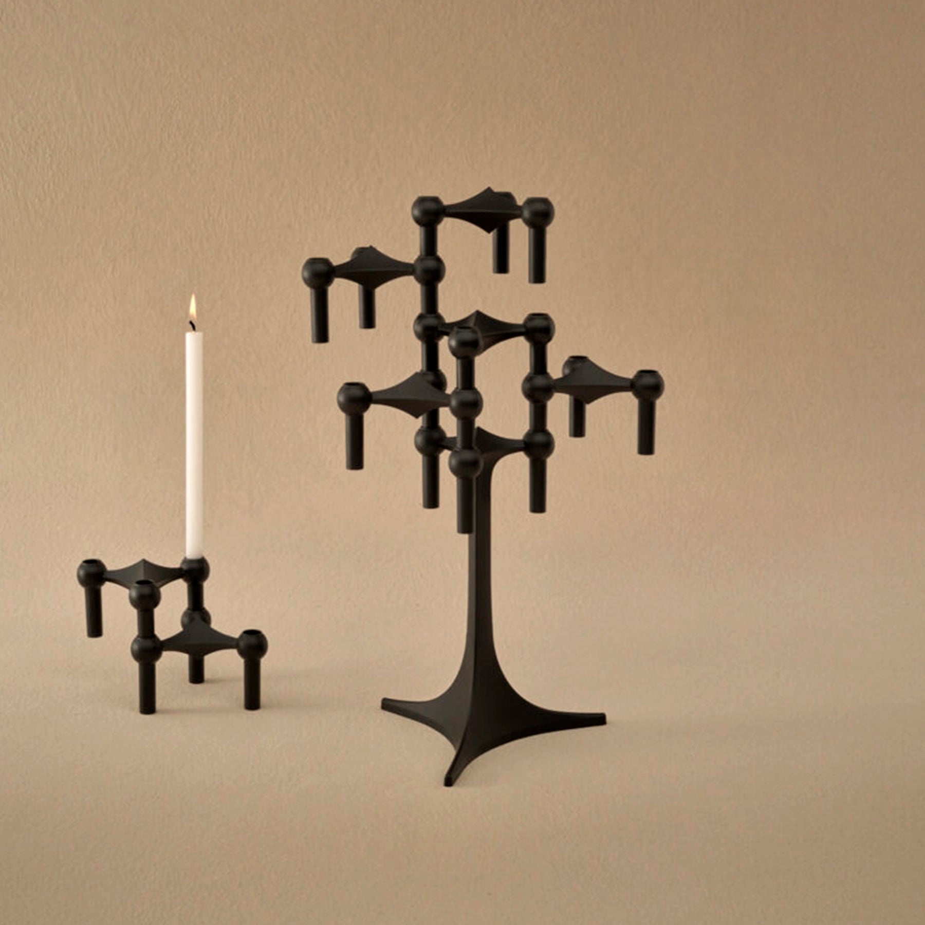 SET DE 3 CANDELABROS NEGROS
