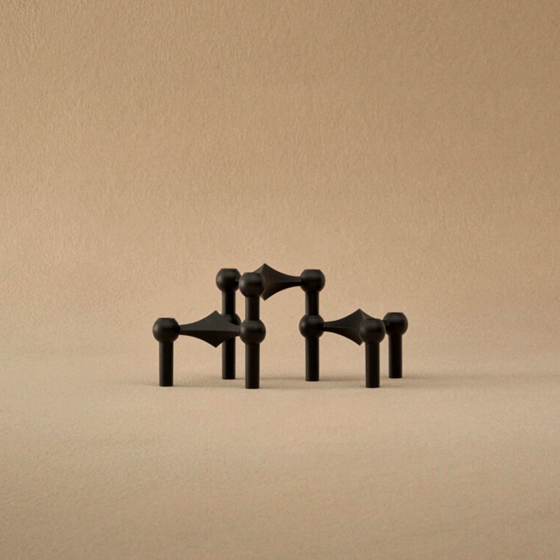 SET DE 3 CANDELABROS NEGROS