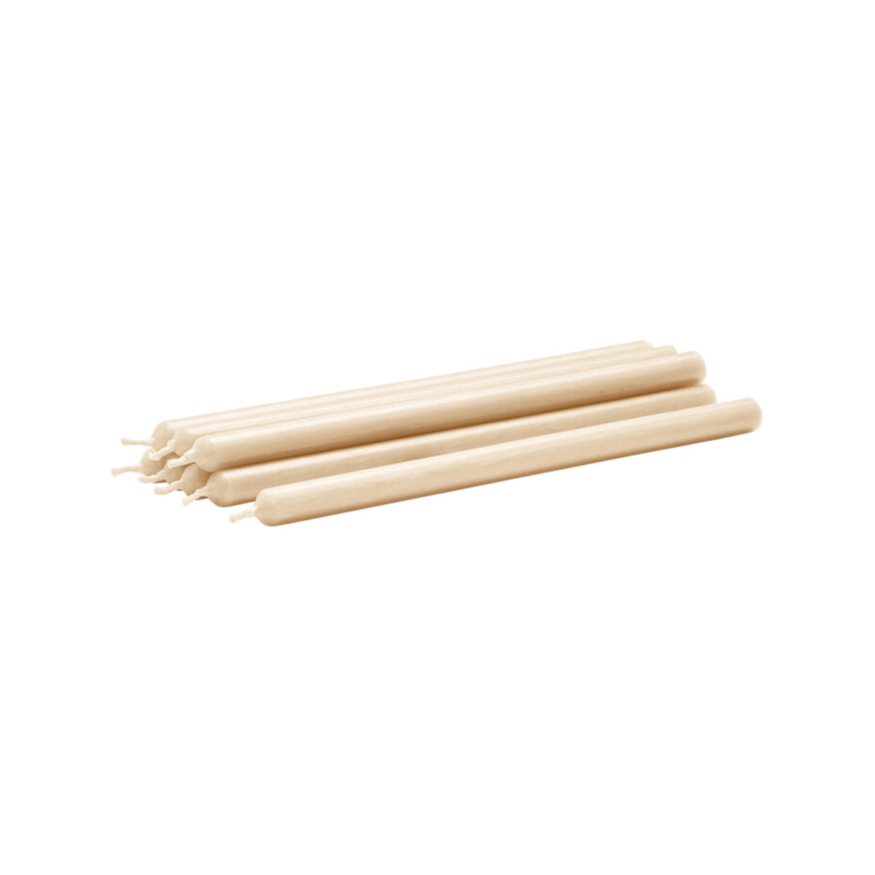 Caja de 8 velas crema elegantes.