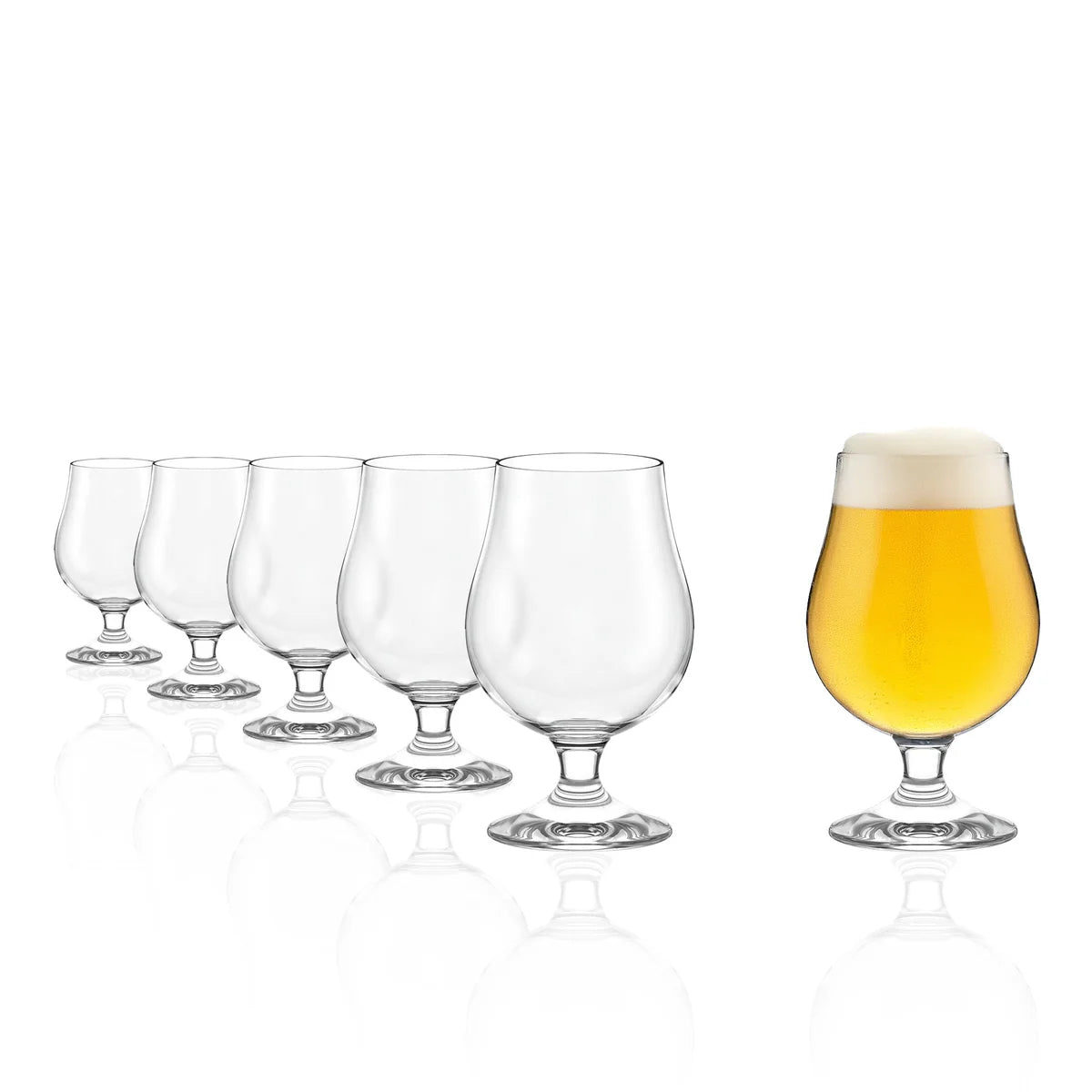 Varias Copas Cerveza Bierpokale Berlin 400ml de Stölzle Lausitz en un ambiente claro, listas para servir y disfrutar.