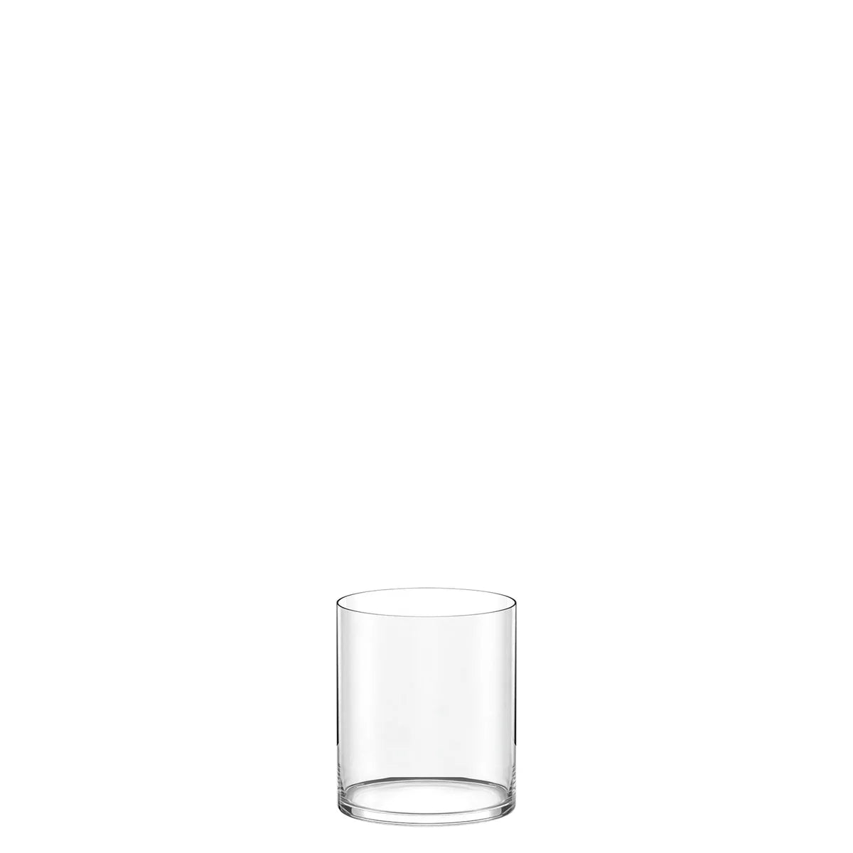 Vaso Whisky Kyoto Stolzle Lausitz de cristal transparente de alta calidad, mostrando su diseño elegante y ergonómico.