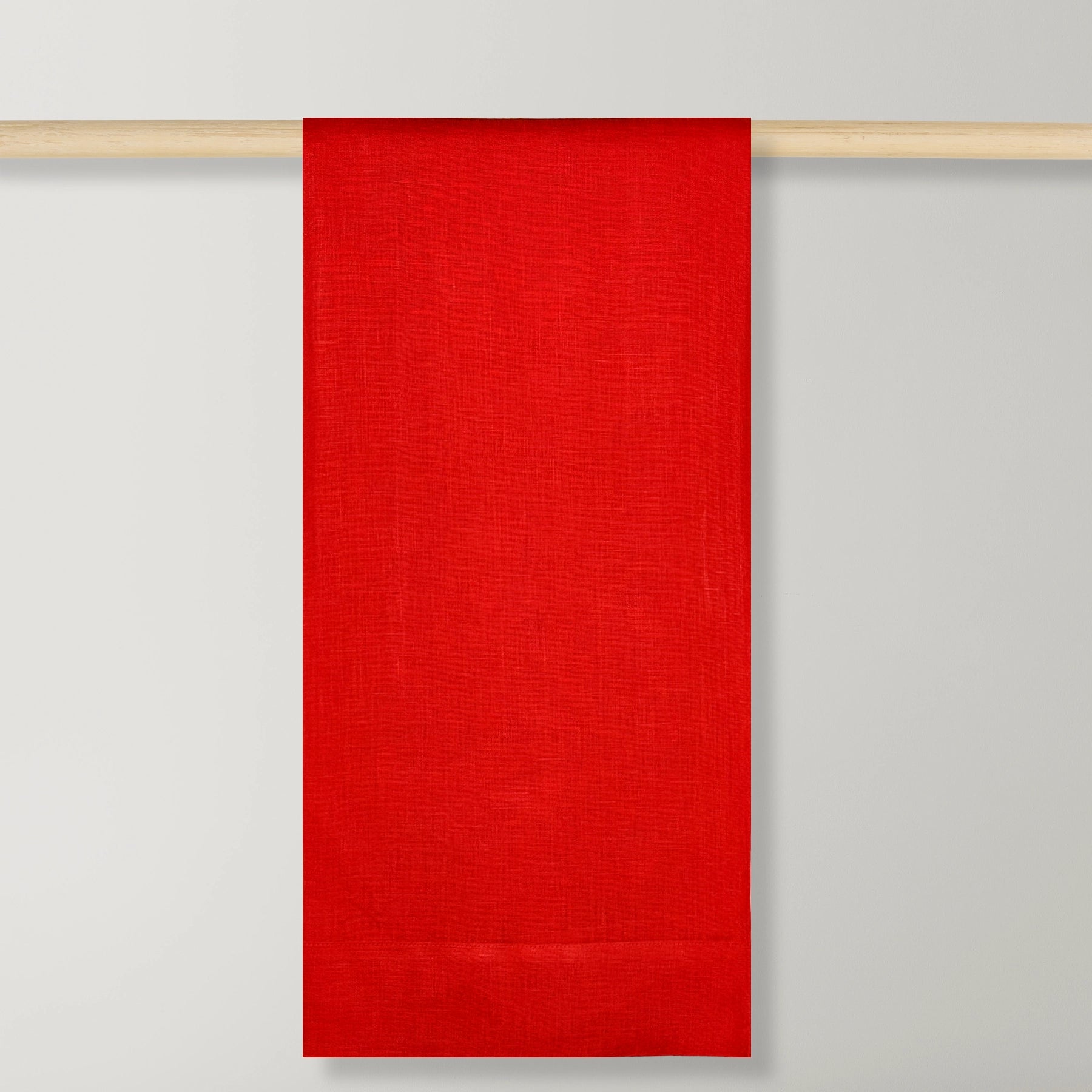 MANTEL TIZIANO ROJO CON 18 SERVILLETAS (1.70 x 3.60)