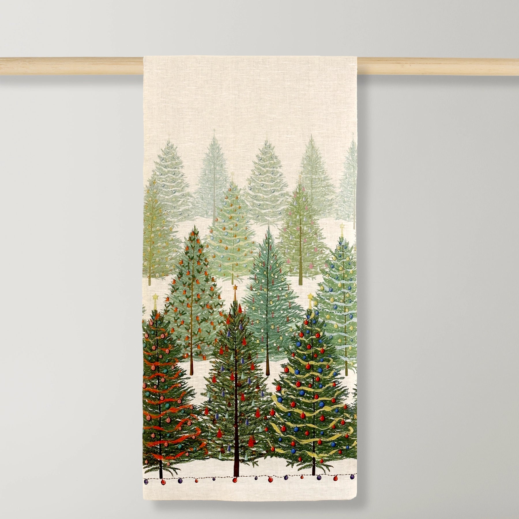 Mantel Fairy Trees 1.70 x 3.10 con diseño de árboles encantados