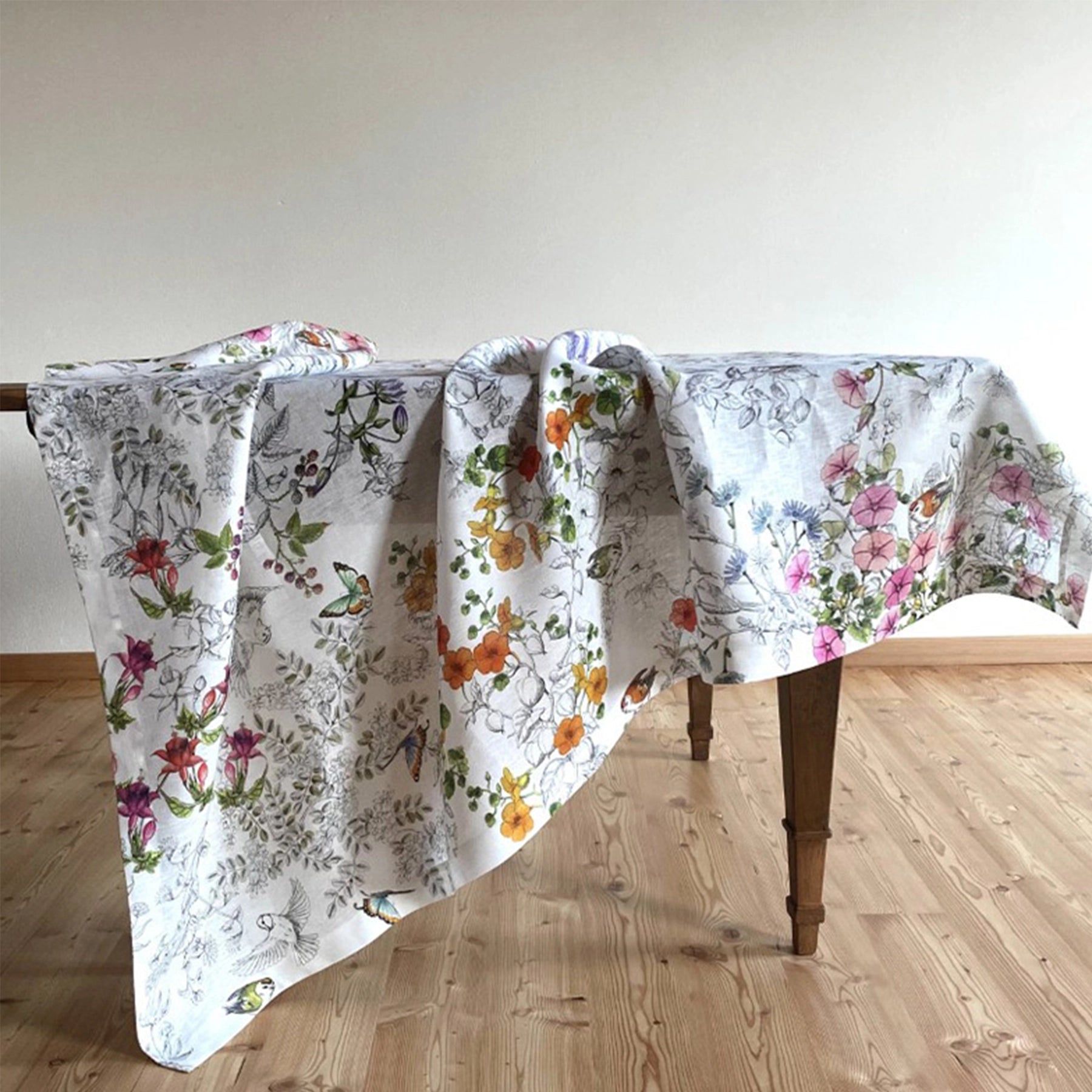 MANTEL GRAVURE (1.70 x 2.70)