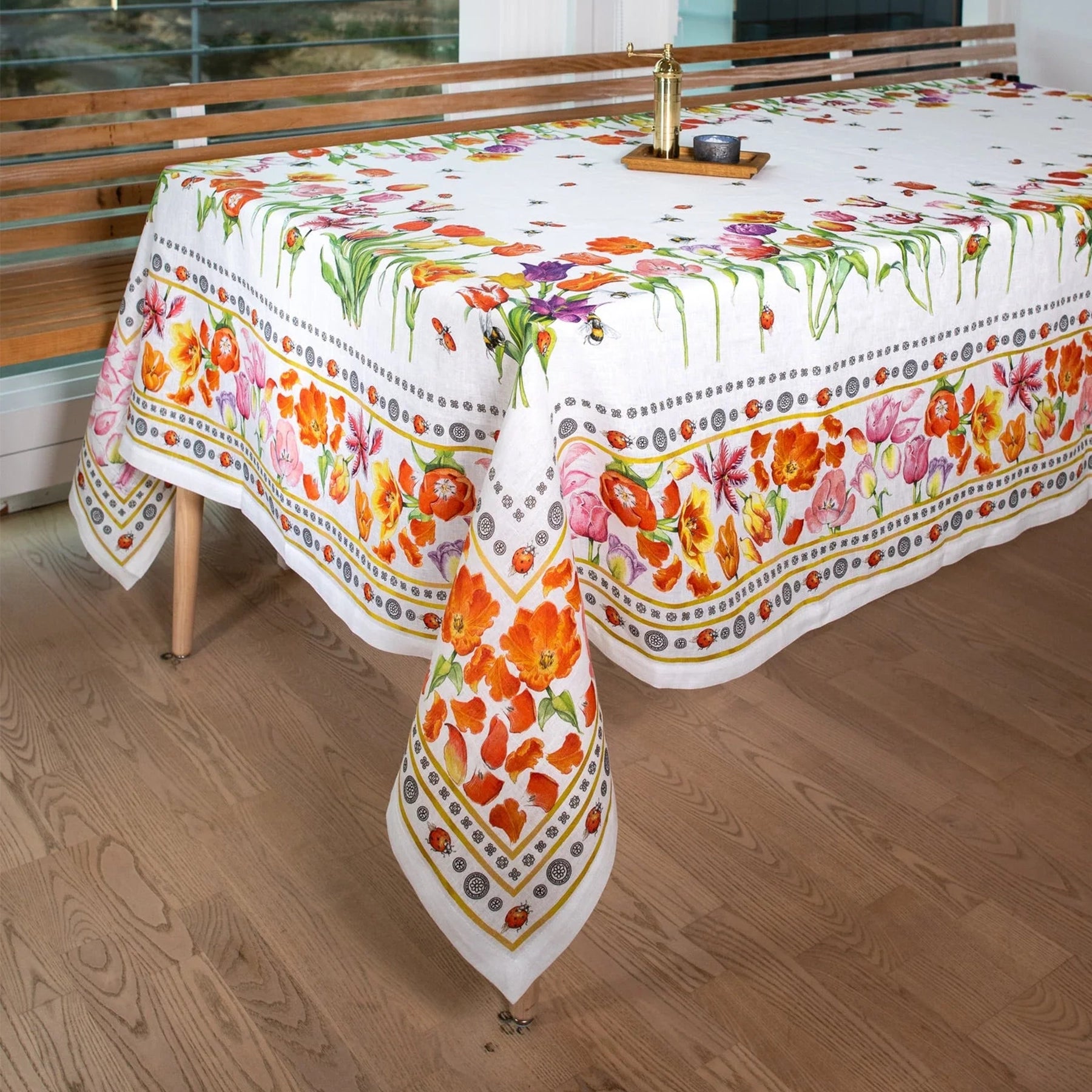 MANTEL TULIPANES (1.70 x 2.70)