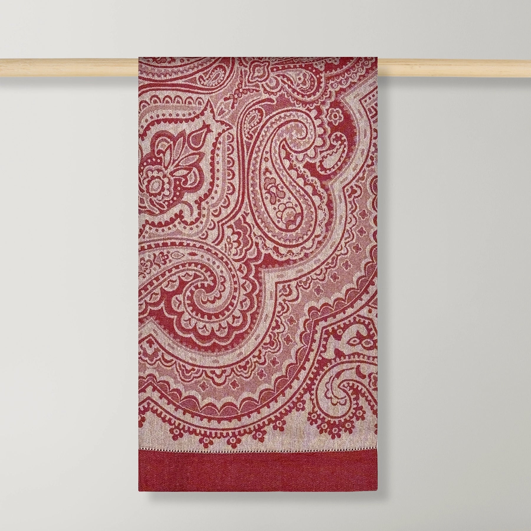 MANTEL CORNUCOPIAS GREY / BORDEAUX 178X310
