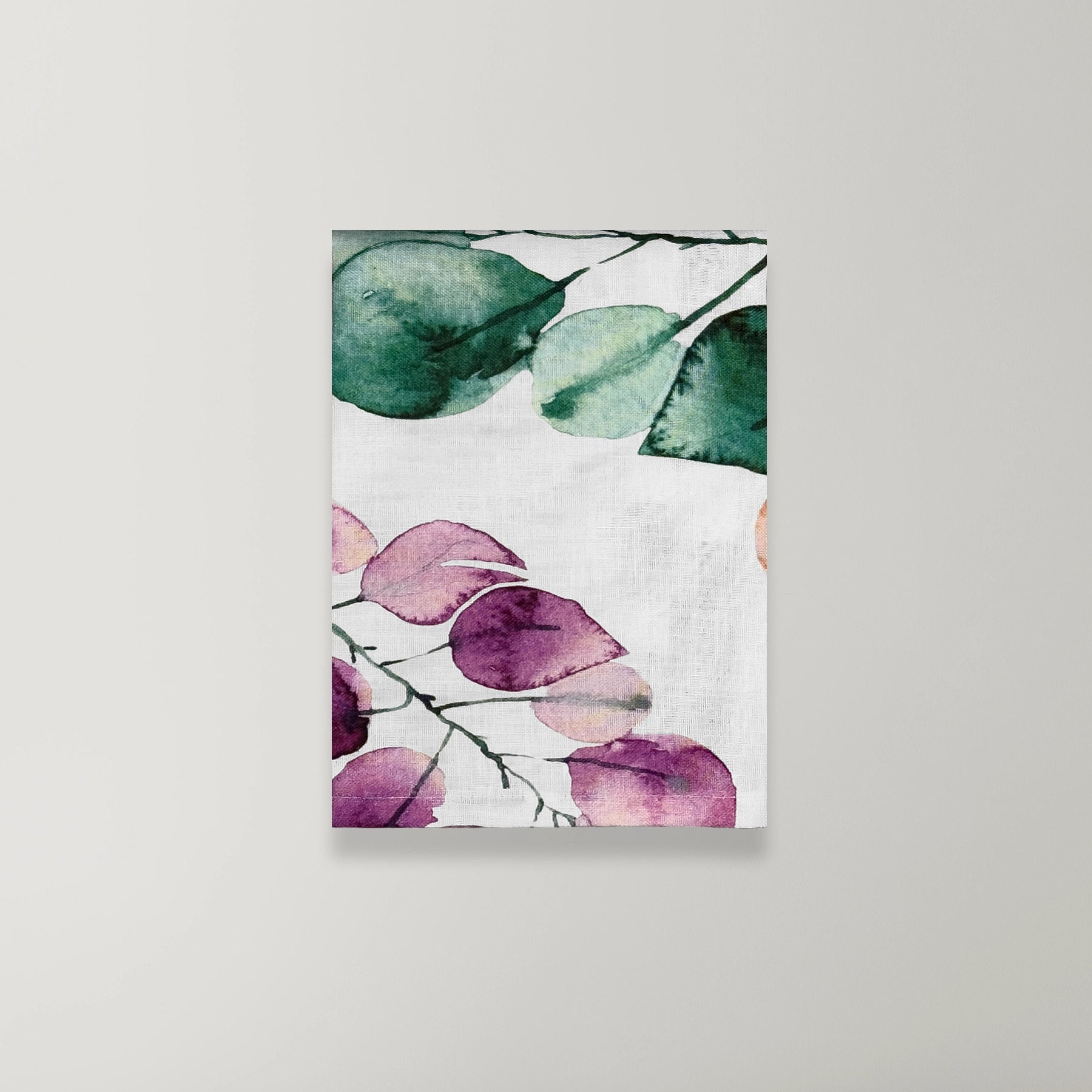 Vista del Tea Towel Bouganvillea colgado