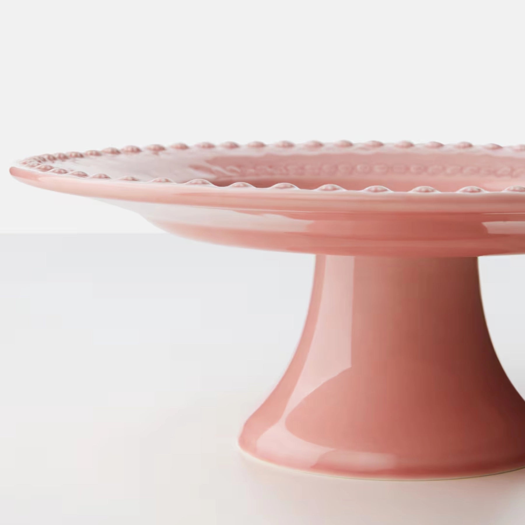 Bandeja mediana rosa decorativa, pieza única de Bordallo Pinheiro