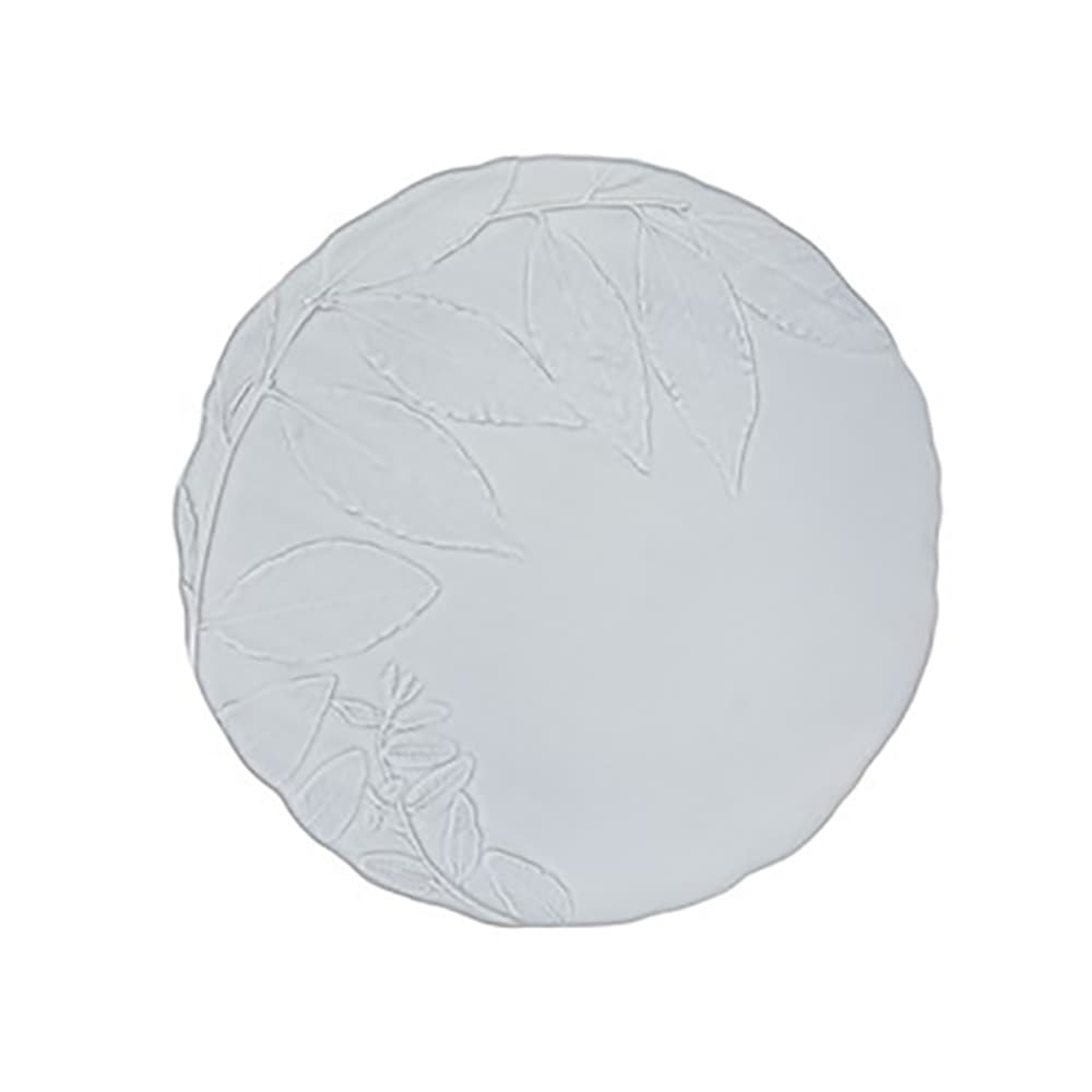 Plato principal Herbarium con hojas en relieve sobre fondo blanco