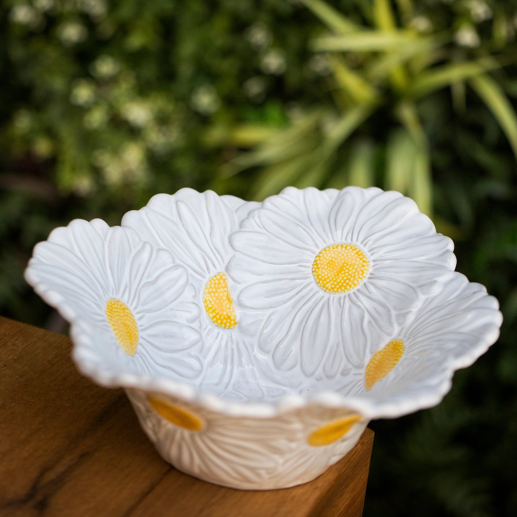 Ensaladera María Flor Bordallo Pinheiro, perfecta para ensaladas y frutas