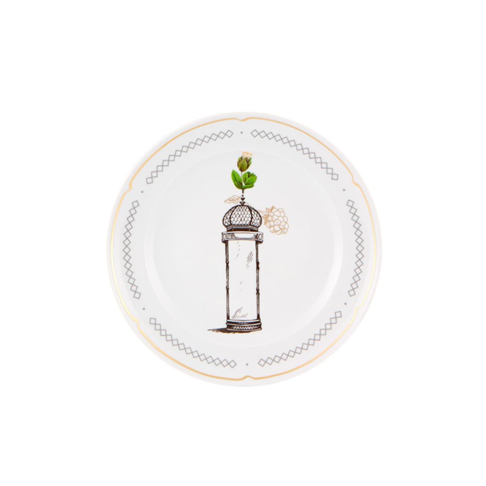 Detalle de collages, flores y aves de la colección Petites Histoires