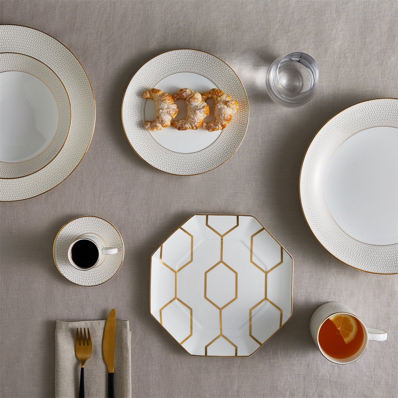SET 5 PIEZAS GIO GOLD