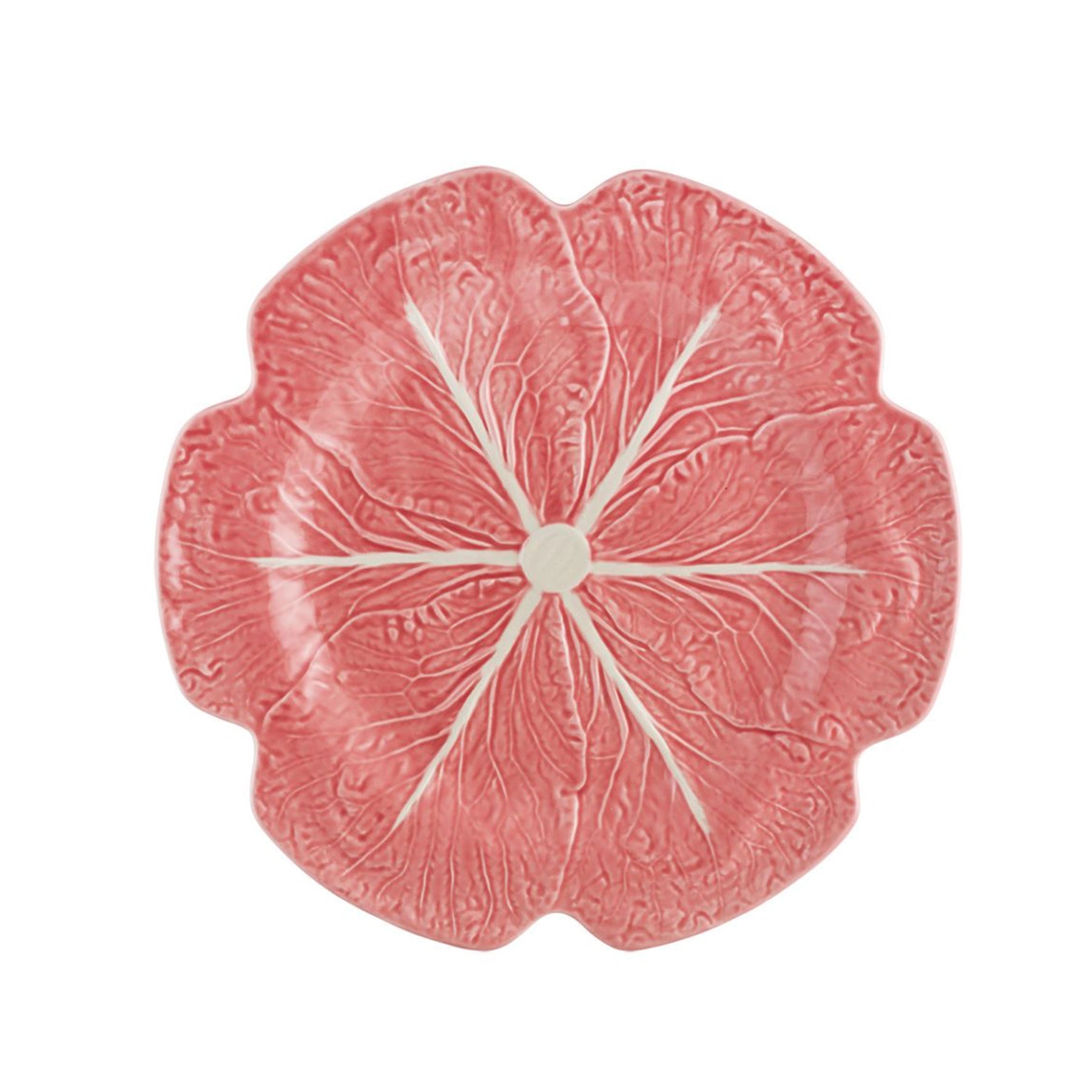 Plato de presentación Couve Pink de Bordallo Pinheiro en loza portuguesa, mostrando su relieve detallado de hojas de col en color rosa brillante.