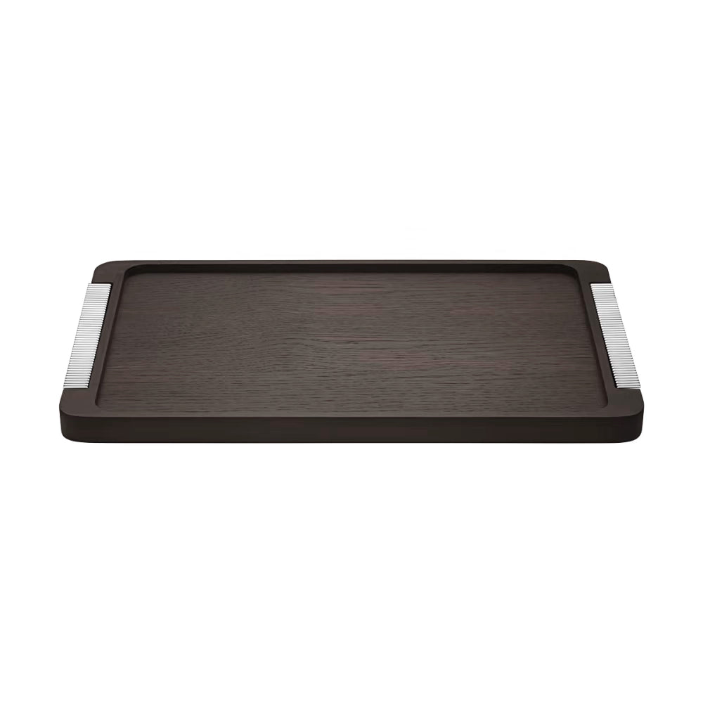 Bandeja Bernadotte de Georg Jensen, mostrando el diseño estriado y las asas ergonómicas en acero inoxidable.