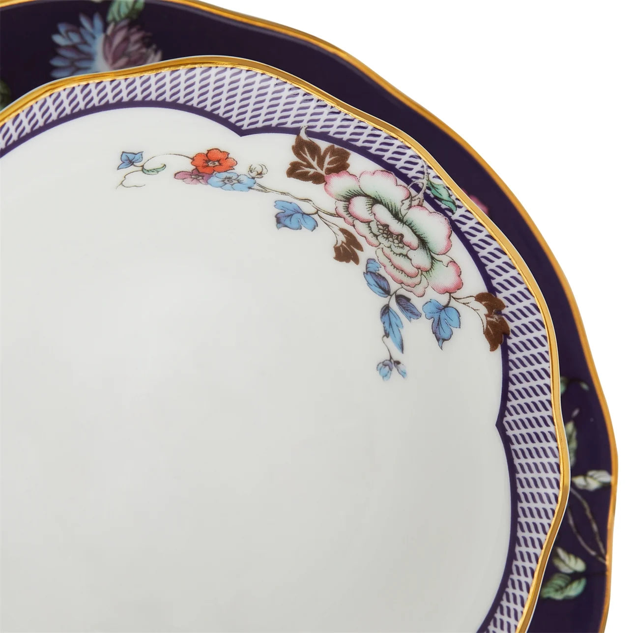 Vista superior de taza y platillo Midnight Crane Wonderlust