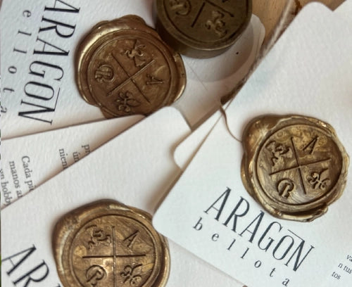 Etiquetas de Aragoin Bellota, artesania en cada detalle.