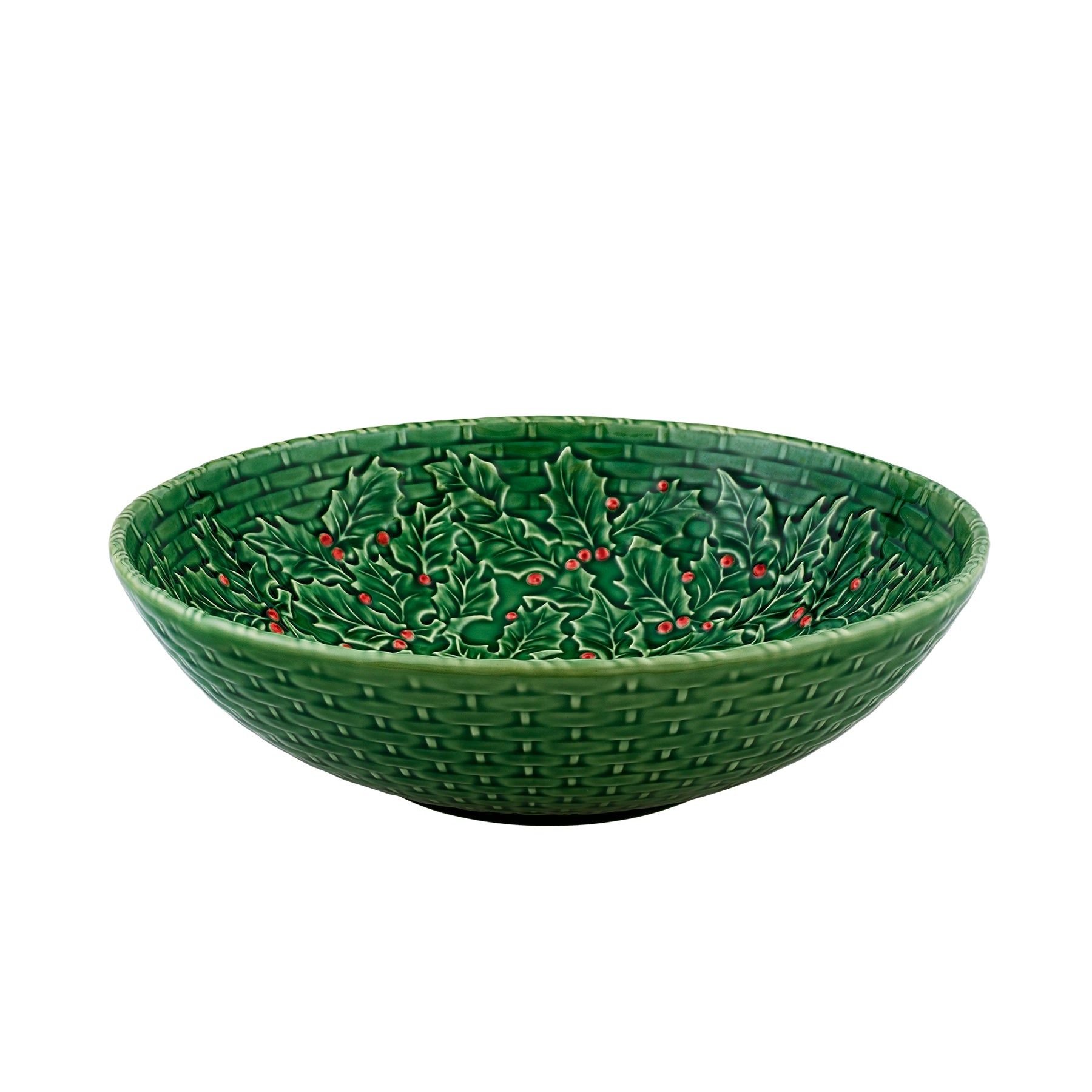 Ensaladera Holly de Bordallo Pinheiro, mostrando su forma profunda compuesta por hojas de acebo verdes y bayas rojas.