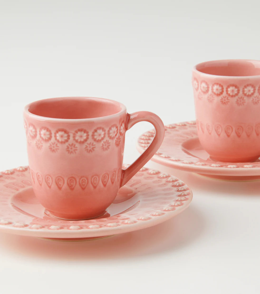 PLATO Y TAZA DE CAFÉ FANTASIA ROSA